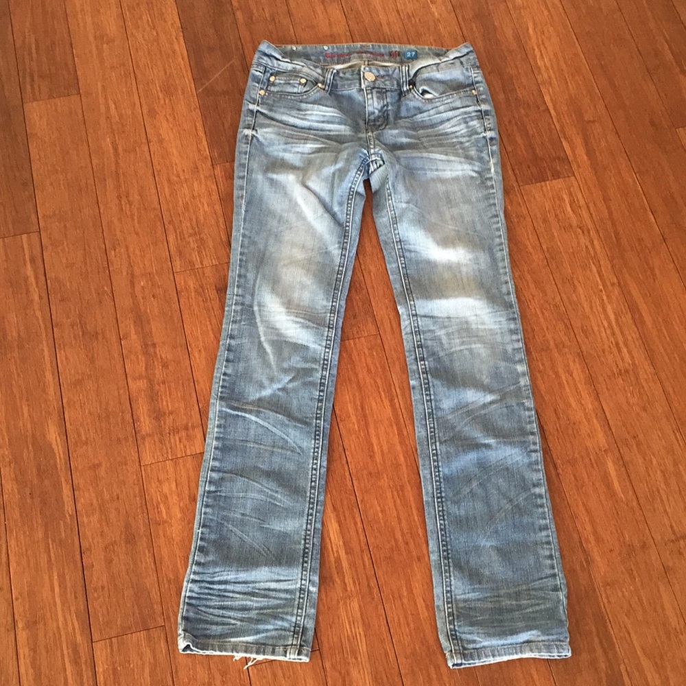 London Bridge Jeans.